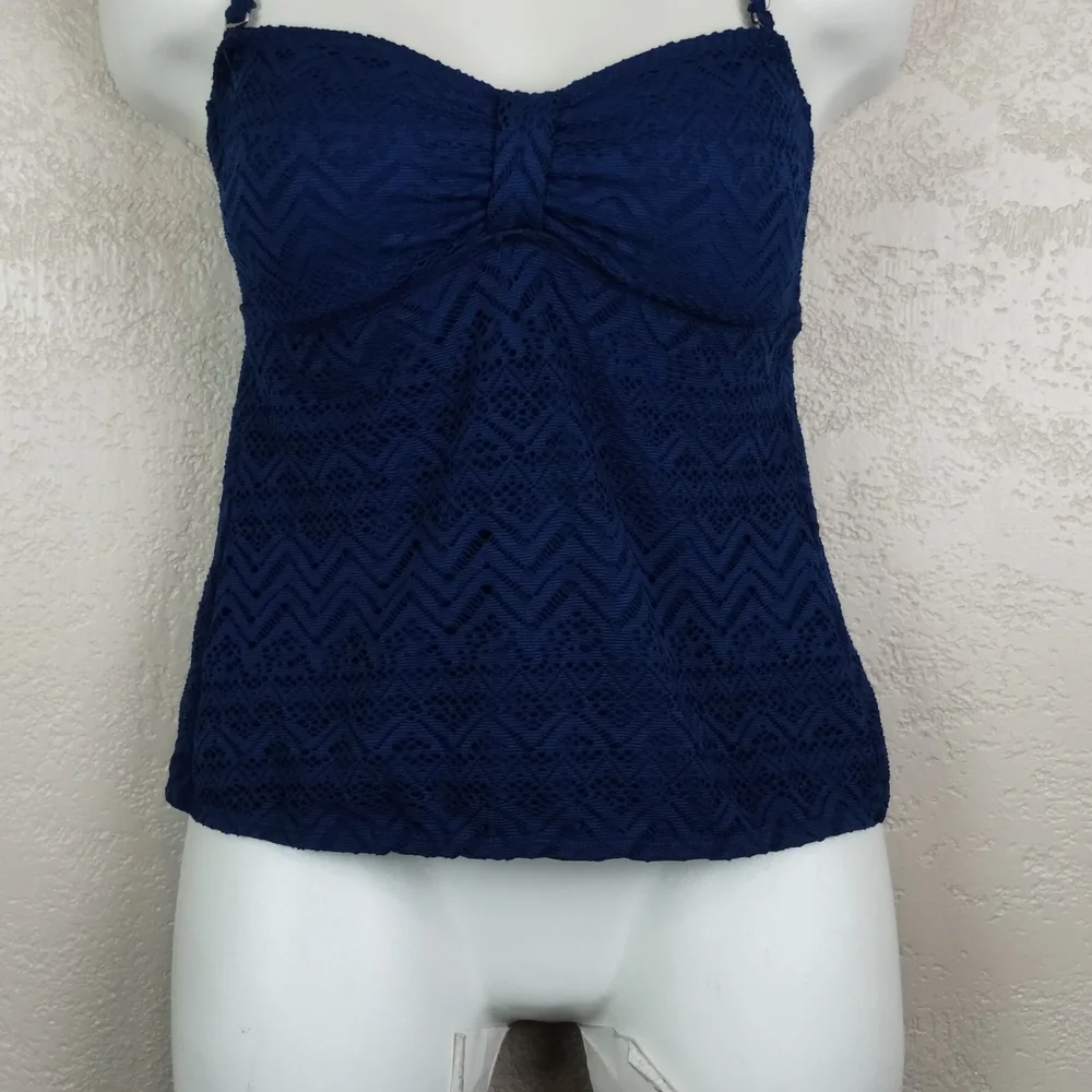 Catalina Women's Solid Crochet Bandini Swim Top Size   M ‎ 8/10